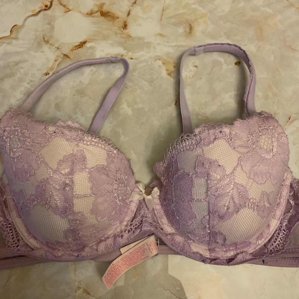Victoria secret bra 34b - Picture 2 of 4